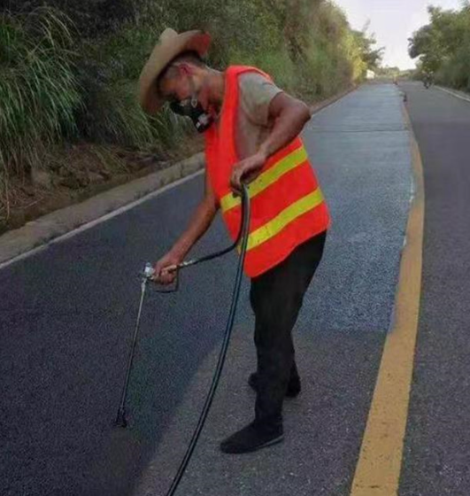 河东路面喷涂翻新彩色步道施工方案